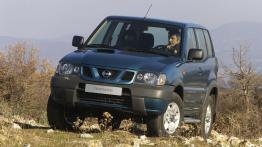 Nissan Terrano - widok z przodu
