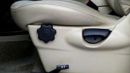 Nissan Terrano - inny element wnętrza z przodu