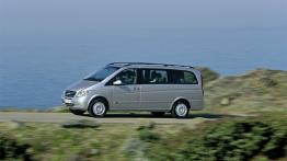 Mercedes Viano - lewy bok