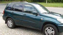 Toyota RAV4 II - galeria społeczności - prawy bok