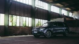 Mercedes GLE 300d - galeria redakcyjna - lewy bok