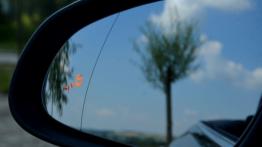 Opel Cascada 2.0 BiTurbo CDTI ecoFLEX 195KM - galeria redakcyjna - lewe lusterko zewnętrzne, tył