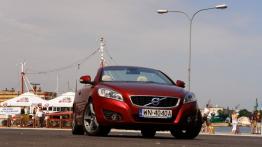 Volvo C70 II Coupe Cabrio Facelifting 2.5 T5 230KM - galeria redakcyjna - widok z przodu