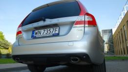 Volvo V70 III Facelifting 2.0 D4 - galeria redakcyjna - widok z tyłu