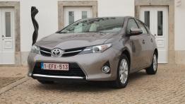 Toyota Auris  KM - galeria redakcyjna - widok z przodu