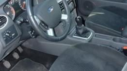 Ford Focus Kombi 2.0 TDCi - galeria redakcyjna - kierownica