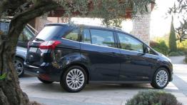 Ford C-MAX II - galeria redakcyjna - prawy bok