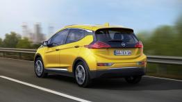 Opel powraca z Amperą. Ale nieco zmienioną