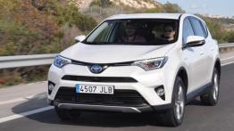Toyota RAV4 (2016) - galeria redakcyjna - widok z przodu