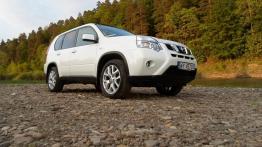Nissan X-Trail II Terenowy 2.0 dCi 150KM - galeria redakcyjna - widok z przodu