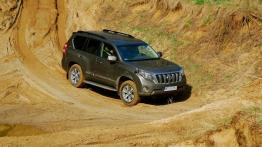 Toyota Land Cruiser 150 Faceliting - galeria redakcyjna - prawy bok