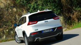 Jeep Cherokee V 2.0 TD 170KM - galeria redakcyjna - widok z tyłu