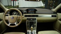 Volvo S80 II Sedan 2.4 D5 215KM - galeria redakcyjna - pełny panel przedni