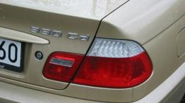BMW 330 Cd - galeria redakcyjna - prawy tylny reflektor - wyłączony