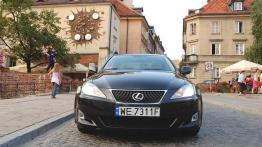 Lexus IS 220d - widok z przodu