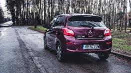 Mitsubishi Space Star 1.2 80 KM - galeria redakcyjna - widok z ty³u