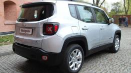 Jeep Renegade - galeria redakcyjna - widok z tyłu