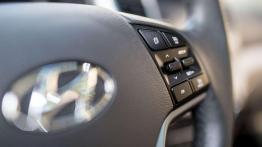 Hyundai Tucson 1.6 T-GDI 177 KM - galeria redakcyjna - sterowanie w kierownicy