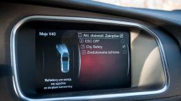 Volvo V40 II Ocean Race 1.6 D2 115 KM - galeria redakcyjna - ekran systemu multimedialnego
