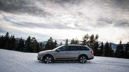 Skoda Octavia III Scout 2.0 TDI 150KM - galeria redakcyjna - lewy bok