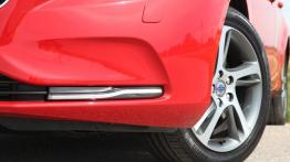 Volvo V40 1.6 T3 150KM - galeria redakcyjna - zderzak przedni