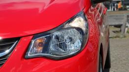Opel Karl - galeria redakcyjna - lewy przedni reflektor - włączony