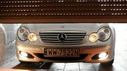 Mercedes Klasa C180K SportCoupé - galeria redakcyjna - widok z przodu
