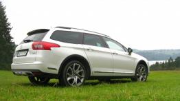 Citroen C5 III CrossTourer 2.2 HDi - galeria redakcyjna - prawy bok