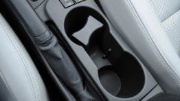 Toyota Auris II Touring Sports - galeria redakcyjna - schowek na kubki
