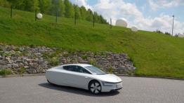 Volkswagen XL1 0.8 TDI Hybrid 69KM - galeria redakcyjna - widok z przodu