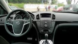 Opel Insignia Sedan - galeria redakcyjna - pełny panel przedni