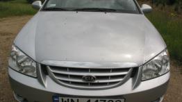 Kia Cerato Sedan 2.0 CRDi 112KM - galeria redakcyjna - widok z przodu