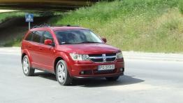 Dodge Journey 2.0 CRD DCT - galeria redakcyjna - widok z przodu