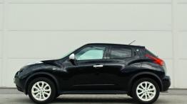 Nissan Juke SUV 1.6i 117KM - galeria redakcyjna - lewy bok