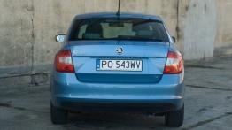 Skoda Rapid Liftback 1.6 TDI 105KM - galeria redakcyjna - widok z tyłu