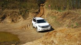 Toyota Land Cruiser 150 Faceliting - galeria redakcyjna - widok z przodu