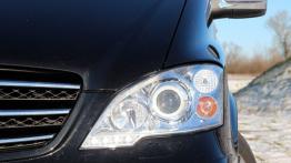 Mercedes Viano Facelifting 3.0 CDI - galeria redakcyjna - lewy przedni reflektor - wyłączony