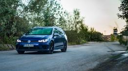 Volkswagen Golf R Variant - galeria redakcyjna - widok z przodu