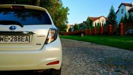 Toyota Yaris Hybrid Yaris Hybrid Hybrid 100KM - galeria redakcyjna - tył - inne ujęcie
