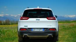 Jeep Cherokee V 2.0 TD 170KM - galeria redakcyjna - widok z tyłu