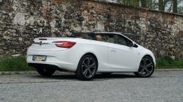 Opel Cascada 1.6 SIDI Turbo 170KM - galeria redakcyjna - prawy bok