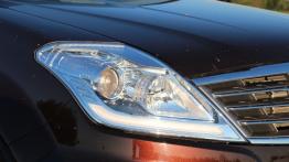 SsangYong Rexton W D20DTR 155KM - galeria redakcyjna - prawy przedni reflektor - wyłączony