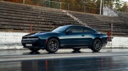 Legendarny muscle car oficjalnie wjeżdża do Europy! Oto Dodge Charger w wersji Sixpack i Daytona