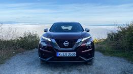 Nissan Juke 1.0 DIG-T 117 KM - galeria redakcyjna - widok z przodu