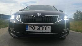 Skoda Octavia Kombi 1.5 TSI 150 KM - galeria redakcyjna - widok z przodu