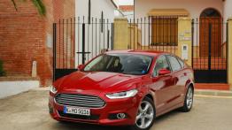 Ford Mondeo V - galeria redakcyjna - widok z przodu