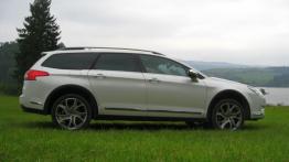 Citroen C5 III CrossTourer 2.2 HDi - galeria redakcyjna - prawy bok