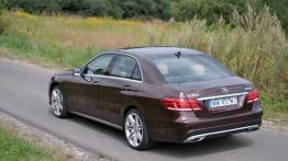 Mercedes Klasa E W212 Facelifting - galeria redakcyjna - lewy bok