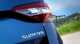Skoda Superb III Combi - galeria redakcyjna - emblemat