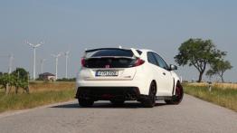 Honda Civic IX Type R 2.0 Turbo 310KM - galeria redakcyjna - widok z tyłu